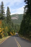 The road the goes up Watson Falls (124kb)